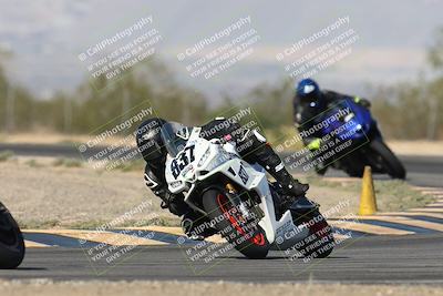 media/Nov-16-2025-Race Pace (Sun) [[8c5fa54630]]/Verified Riders/2-Turn 7 (945am)/